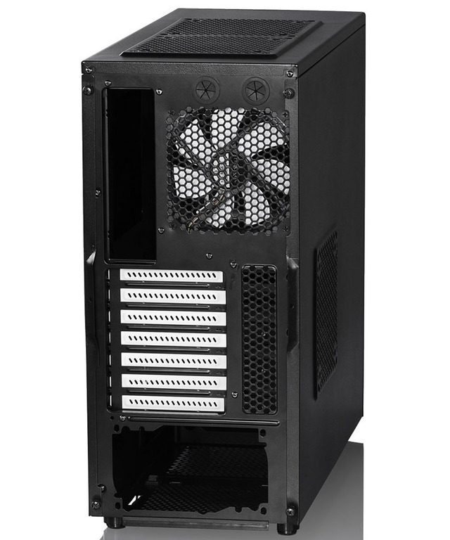 Fractal Design presenta il Core 3000 USB 3.0  2