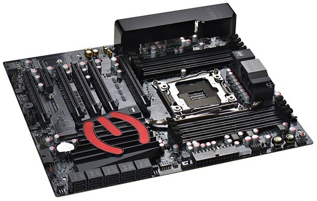 EVGA mostra la sua lineup X99 3