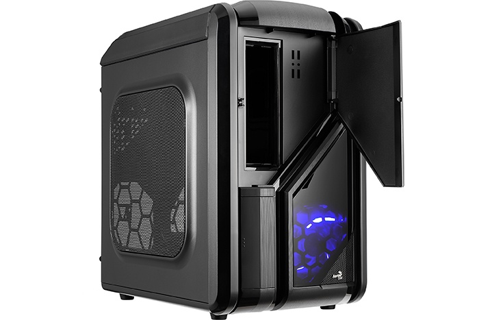 Aerocool annuncia il case GT-RS 4