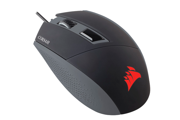 Corsair sfodera il mouse Katar ed il mousepad MM300 1