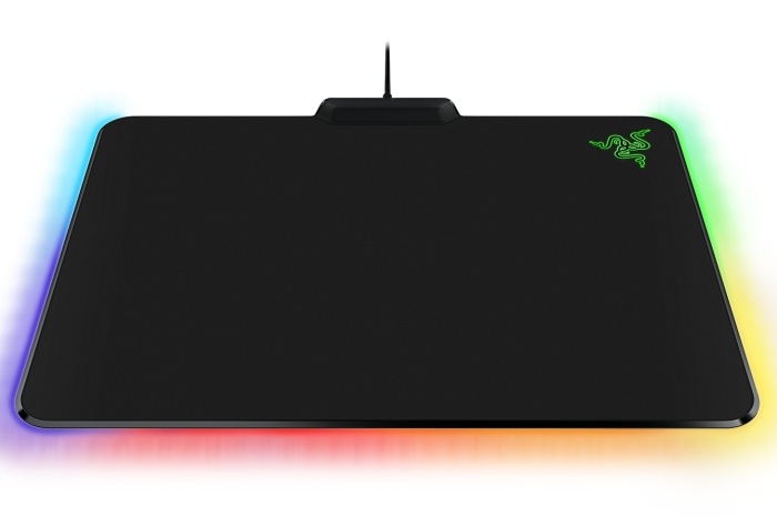 Il Razer Firefly è ora anche Cloth Edition 2