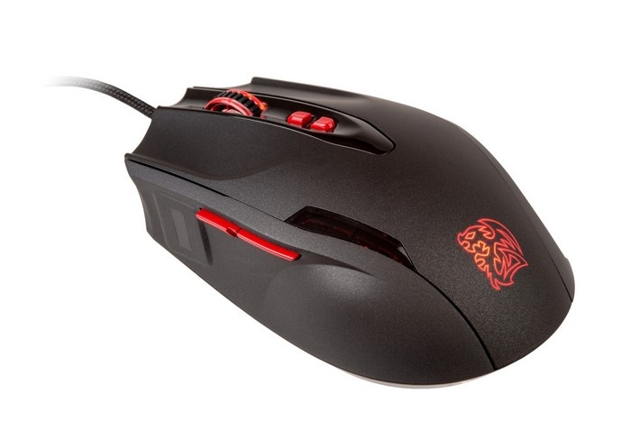 Tt eSPORTS Black FP è il mouse che legge le impronte digitali 1