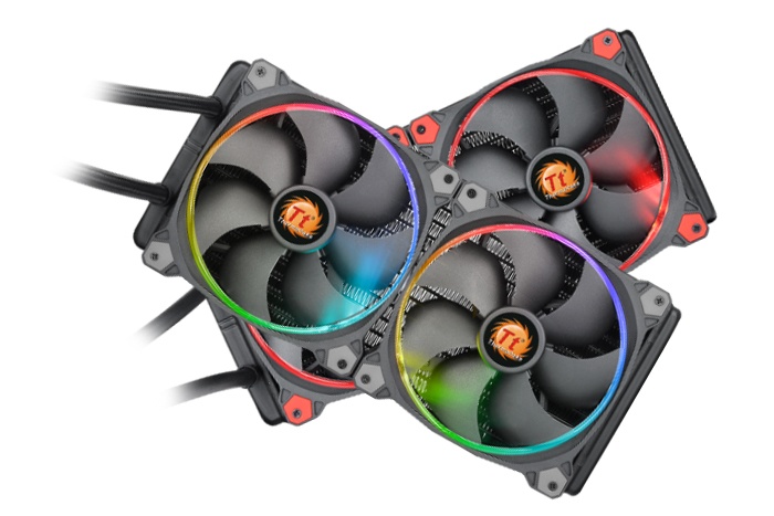 Thermaltake aggiorna la sua gamma di AiO Water 3.0 1