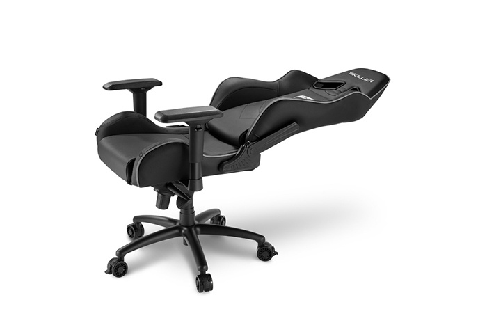 Anche Sharkoon entra nel mercato delle gaming chair 4