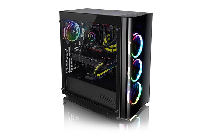 Thermaltake annuncia il View 22 Tempered Glass 1