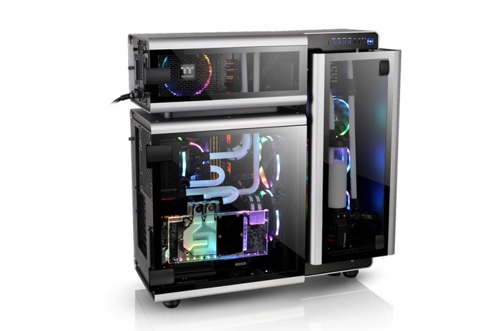 Thermaltake lancia il View 91 ed il Level 20 7