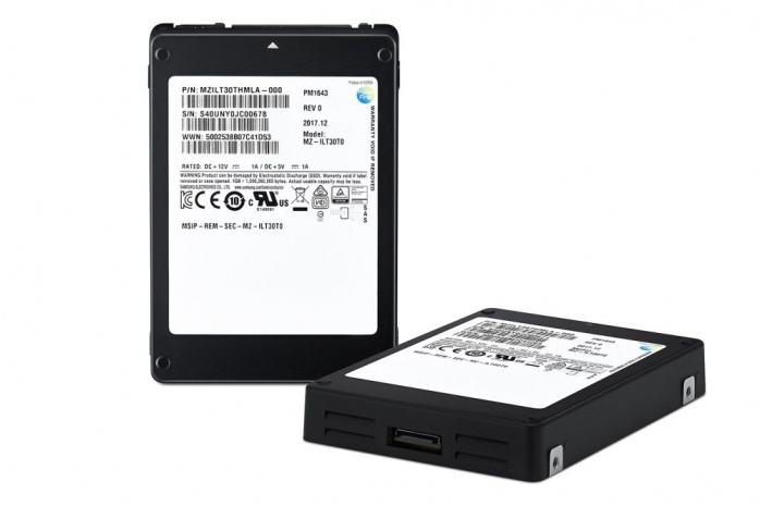 Samsung presenta un SSD da oltre 30TB 1