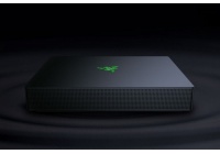 Un router dall'anima gaming con velocità da primato e segnale WiFi affidabile e robusto in un design elegante e minimale.