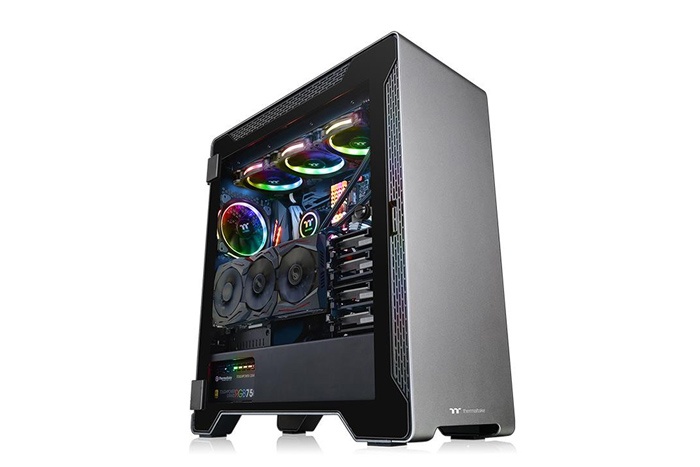 Thermaltake rilascia l'A500 Aluminum TG 1