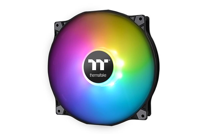 Thermaltake amplia la propria offerta di ventole RGB 5