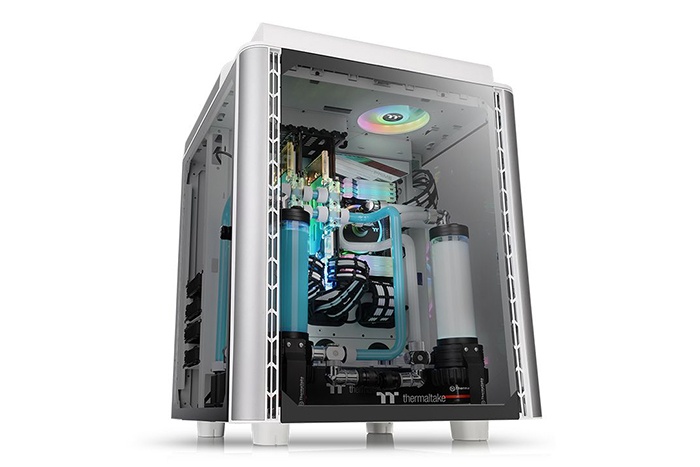 Thermaltake presenta il Level 20 HT 1