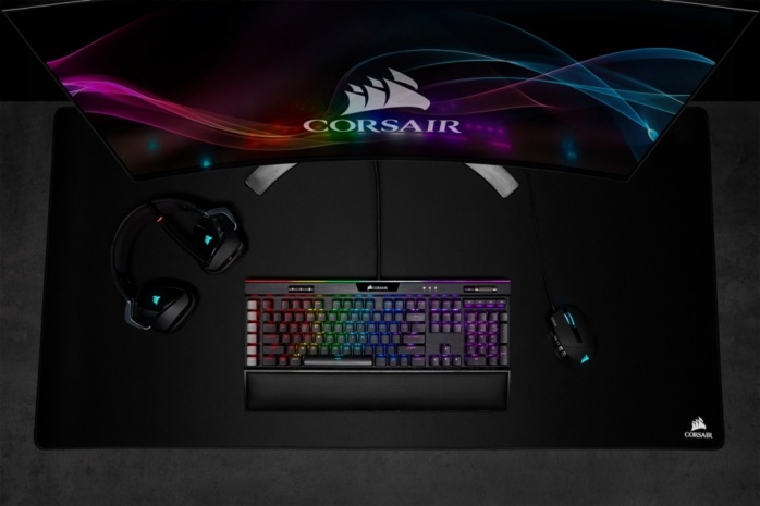 CORSAIR rilascia lo SCIMITAR RGB ELITE 1