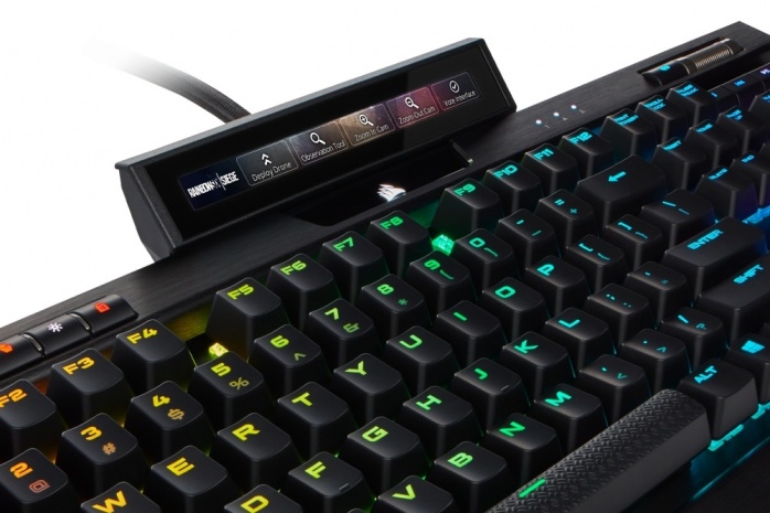 CORSAIR lancia l'iCUE NEXUS 1