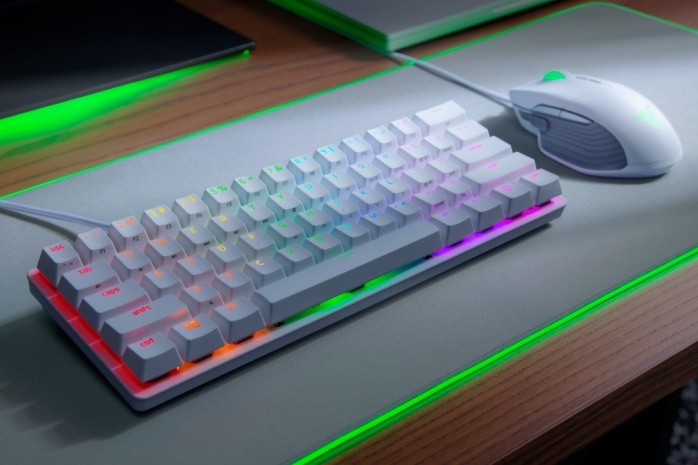 Razer svela la Huntsman Mini 1