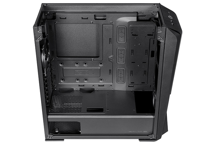 Cooler Master presenta i case HAF 500, MasterBox TD300 Mesh e MasterBox 500 5