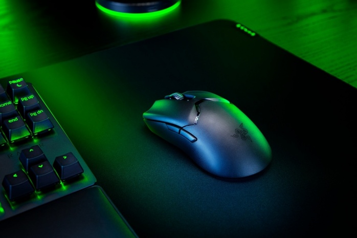 Razer svela il leggerissimo Viper V2 Pro 1