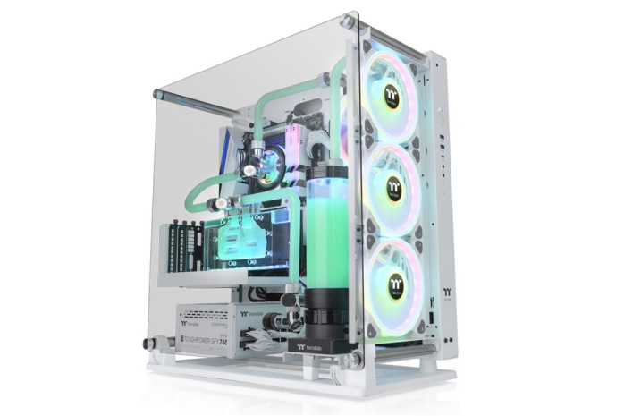 Thermaltake svela il Core P3 TG Pro Black e Snow 4