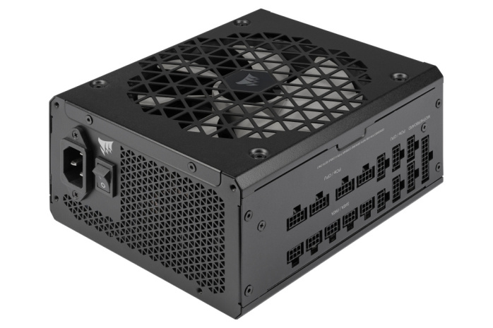 CORSAIR presenta gli RMx SHIFT ATX 3.0 1