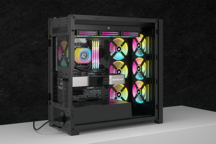 CORSAIR rivoluziona l'assemblaggio dei PC 4