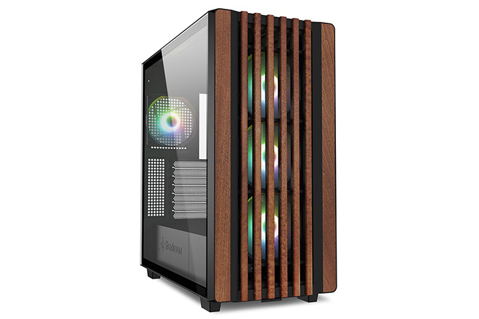 Sharkoon presenta il Rebel C70 RGB 4