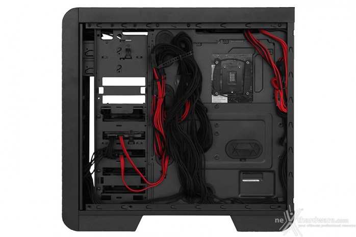 Thermaltake Core V51 6. Installazione componenti 6