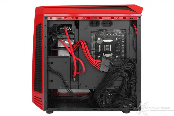 BitFenix AEGIS 6. Installazione componenti 6