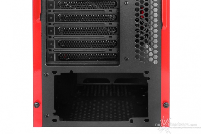 BitFenix AEGIS 3. Esterno - Parte seconda  2