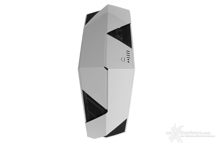 NZXT Noctis 450 2. Esterno - Parte prima 8