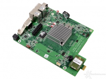 ASUSTOR AS5104T 3. Interno e installazione dischi 9