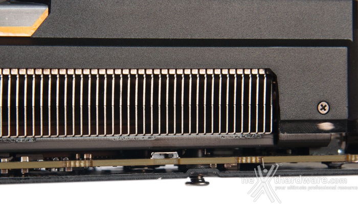 SAPPHIRE Radeon R9 Fury Tri-X OC 3. Vista da Vicino 5