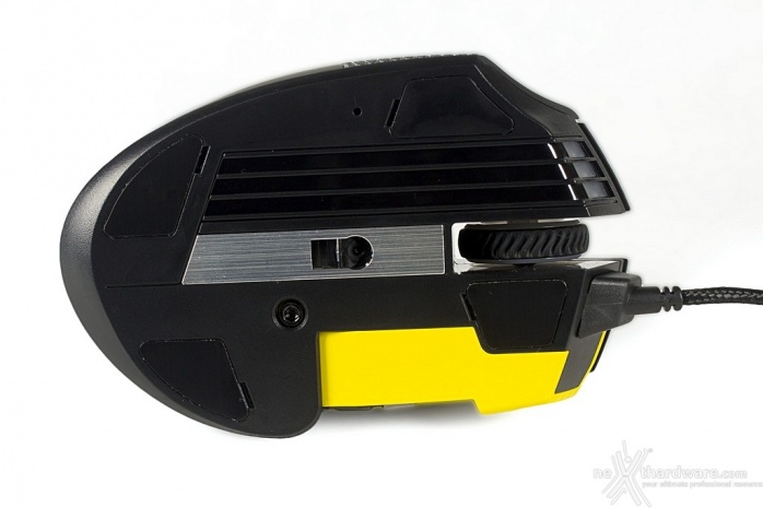 Corsair STRAFE RGB MX Silent & SCIMITAR RGB 4. Corsair SCIMITAR RGB 4
