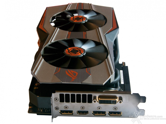 ASUS ROG GTX 980 Ti Matrix Platinum 3. Vista da Vicino 14