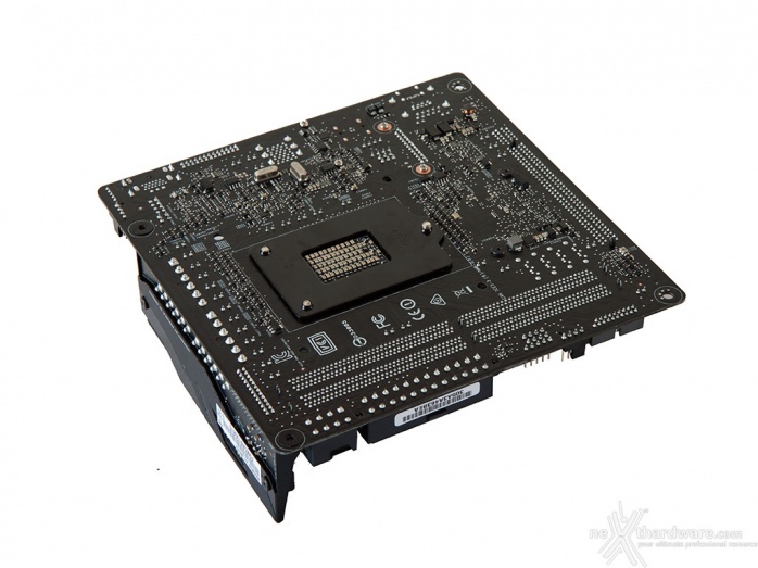 ASUS MAXIMUS VIII IMPACT 3. Vista da vicino 3