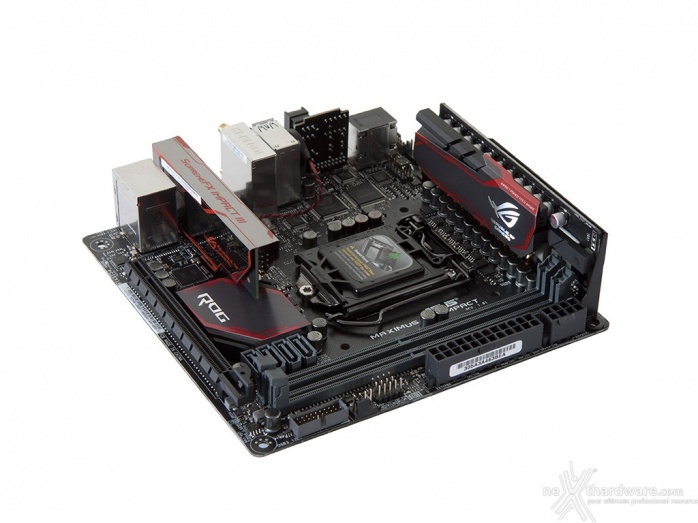 ASUS MAXIMUS VIII IMPACT 3. Vista da vicino 1