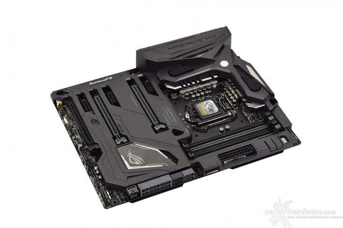 ASUS MAXIMUS VIII FORMULA 3. Vista da vicino 1