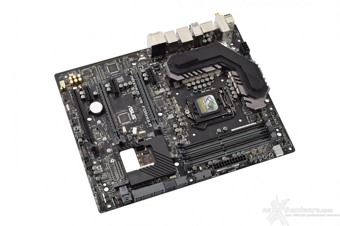 ASUS MAXIMUS VIII FORMULA 3. Vista da vicino 3