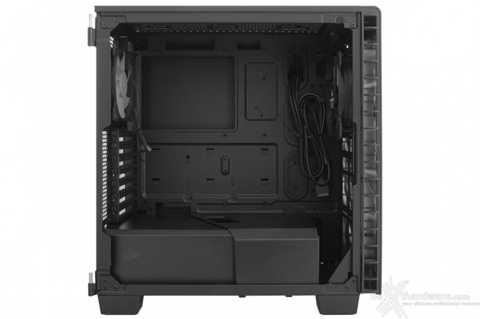 Corsair Carbide 400C & 400Q 3. Interno 3