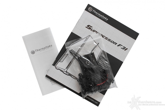 Thermaltake Suppressor F31 1. Packaging & Bundle 3