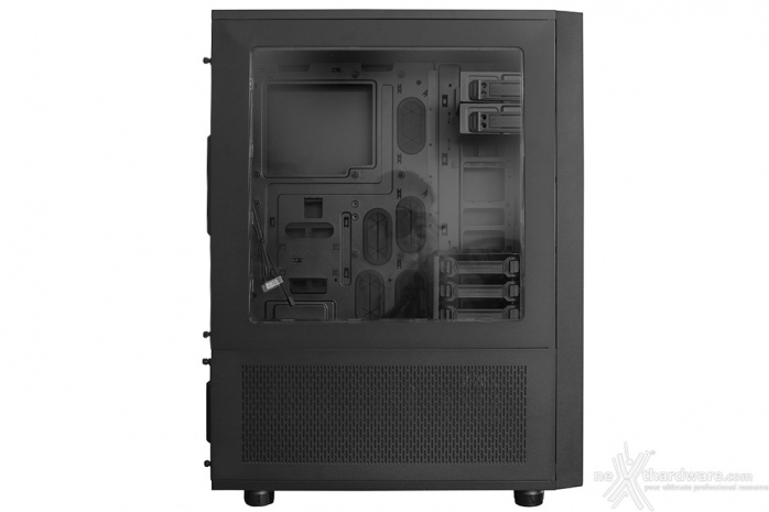 Thermaltake Core X71 2. Esterno 14