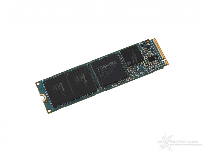 Toshiba OCZ RD400 PCIe NVMe 512GB 1. Visto da vicino 10