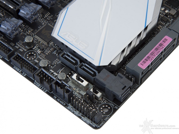 ASUS X99-DELUXE II 7. Caratteristiche peculiari 2