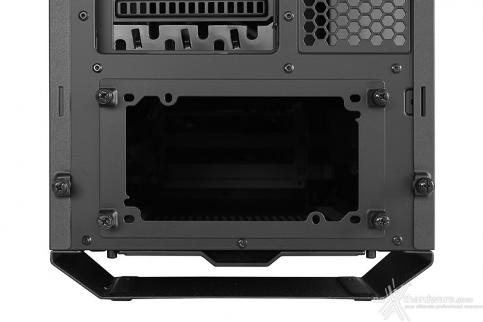Cooler Master MasterCase Maker 5 3. Esterno - Parte seconda 4