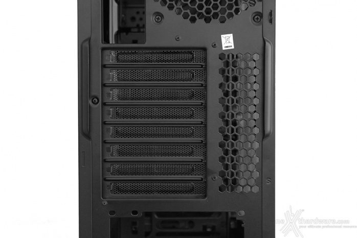 Antec P9 Window 3. Esterno - Parte seconda 3