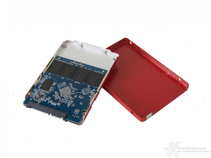 Corsair Neutron XTi 480GB 2. Visto da vicino 3