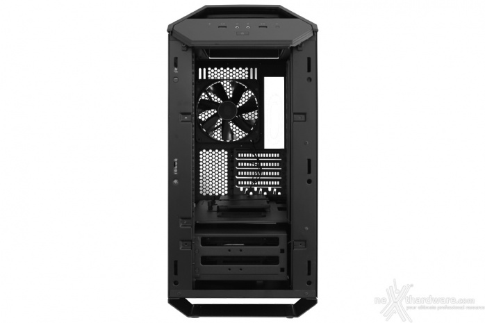 Cooler Master MasterCase Pro 3 2. Esterno - Parte prima 8