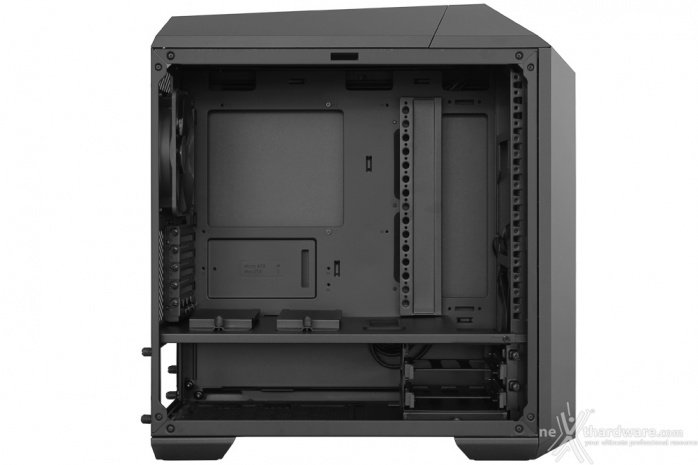 Cooler Master MasterCase Pro 3 4. Interno 4