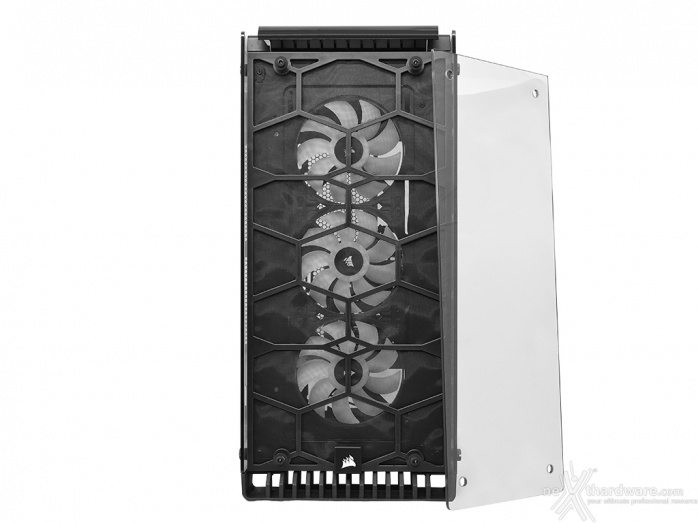 Corsair Crystal 570X RGB 2. Esterno - Parte prima 3