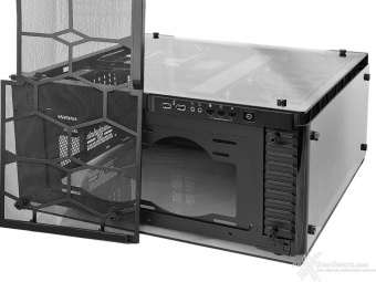 Corsair Crystal 570X RGB 3. Esterno - Parte seconda 7