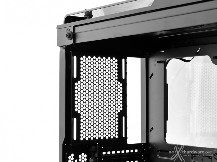 Corsair Crystal 570X RGB 4. Interno - Parte prima 2