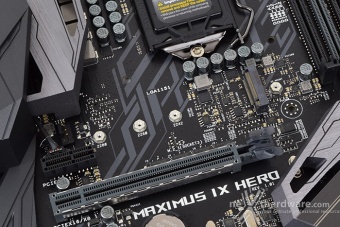 ASUS ROG MAXIMUS IX HERO 5. Connettività 2